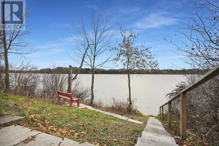 21069 RIVERVIEW DRIVE, Thames Centre, Ontario N0M2P0