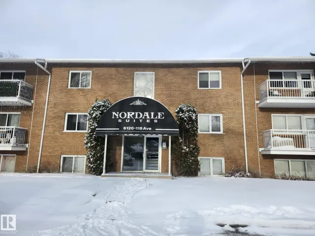 #4 6120 118 AV NW, Edmonton, Alberta T5W1E8
