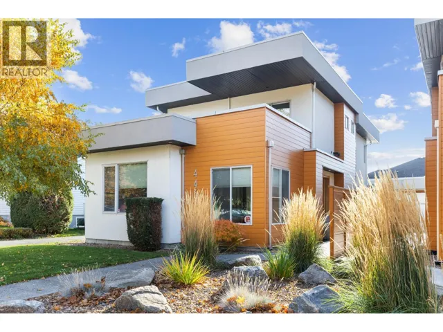 443 Christleton Avenue, Kelowna, British Columbia V1Y5H9