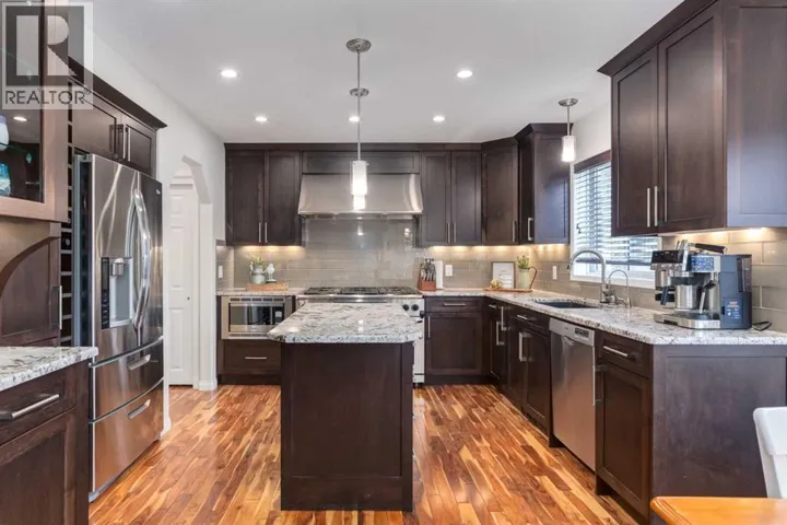 168 West Creek Pond, Chestermere, Alberta T1X1H4