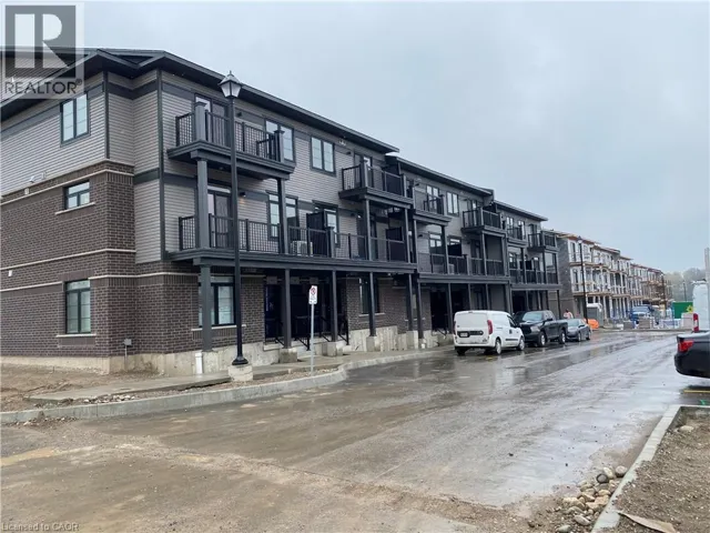 4 WHEAT Lane, Kitchener, Ontario N2R0R6