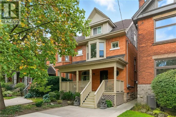 33 HOMEWOOD Avenue, Hamilton, Ontario L8P2M1