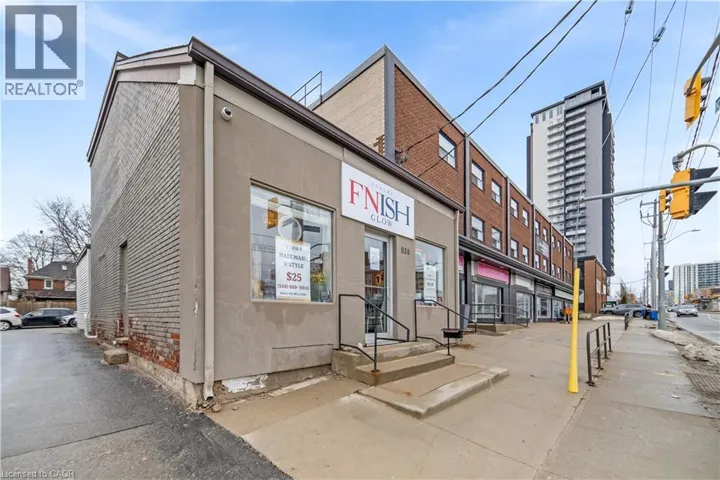 938 KING Street W, Kitchener, Ontario N2G1G4