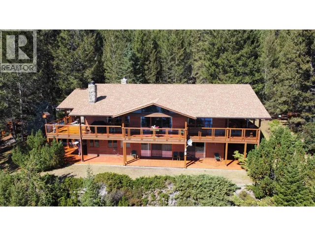 6342 NORTHSHORE DRIVE, Horse Lake, British Columbia V0K2E3