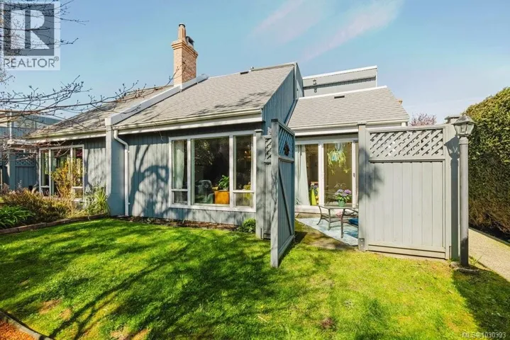4 1318 Vining St, Victoria, British Columbia V8R1P6