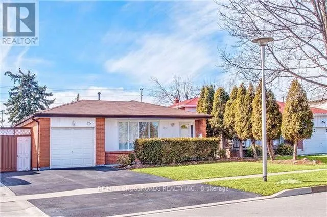 25 GLEBE CRESCENT, Brampton (Northgate), Ontario L6S1E9