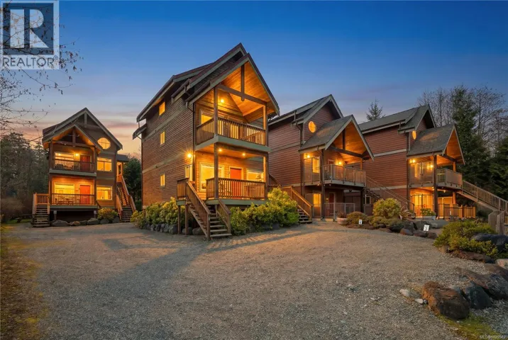 258 & 266 Boardwalk Blvd, Ucluelet, British Columbia V0R3A0