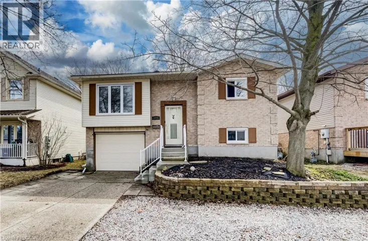 414 WOODS Lane, Cambridge, Ontario N3H5J4