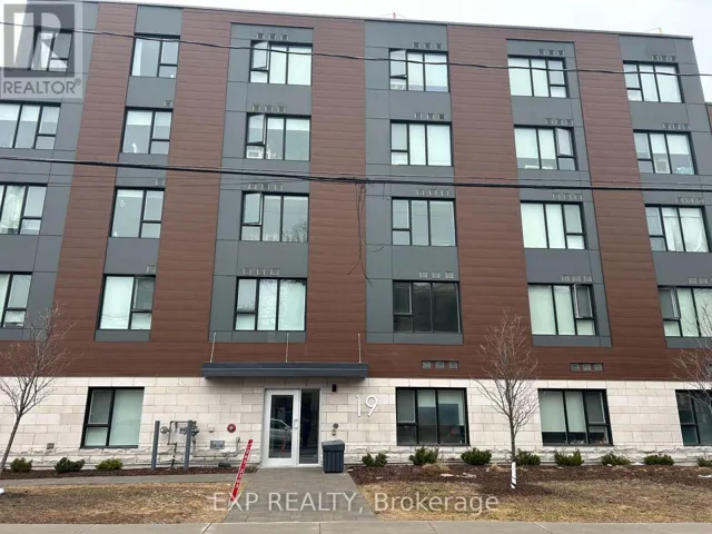 203 - 19 ROBINSON AVENUE, Ottawa, Ontario K1S8N8