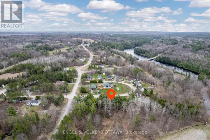 LOT 9 DEVLIN CRESCENT, McNab/Braeside, Ontario None
