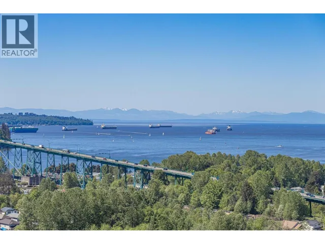 2201 1632 LIONS GATE LANE, North Vancouver, British Columbia V7P0E2