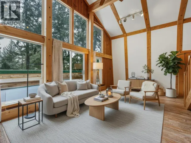 9539 EMERALD DRIVE, Whistler, British Columbia V8E0G5