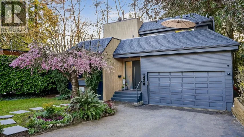 2221 BOWSER AVENUE, North Vancouver, British Columbia V7P2Z1