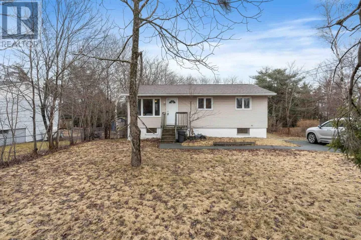 2704 Highway 7, Lake Echo, Nova Scotia B3E1A3