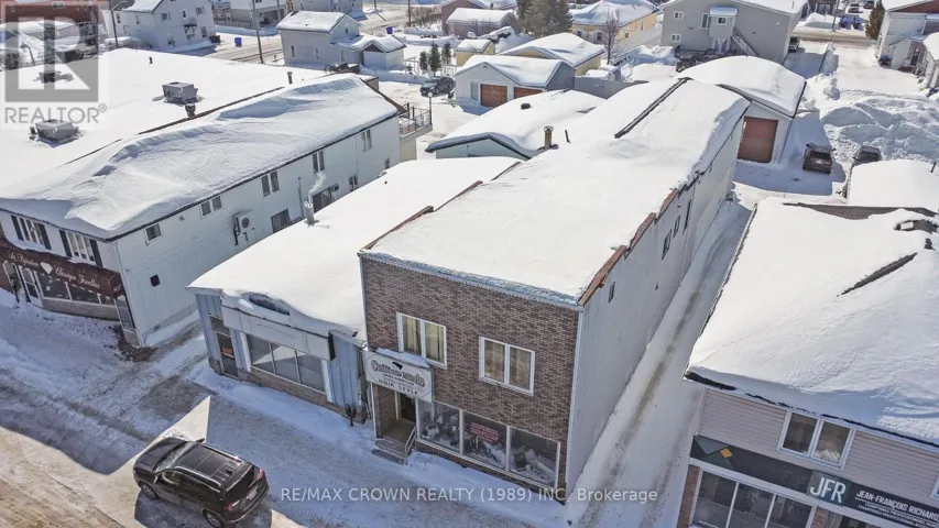 811 GEORGE STREET, Hearst, Ontario P0L1N0