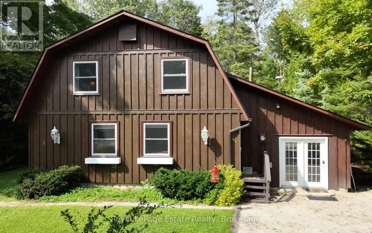 44 WHITEFISH BOULEVARD, South Bruce Peninsula, Ontario N0H2T0