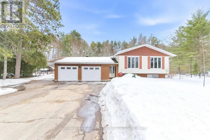 15 MCKAY STREET, Petawawa, Ontario K8H3G7
