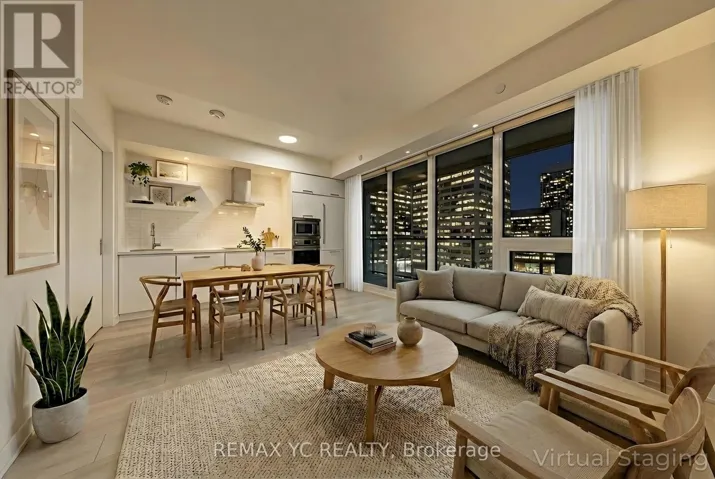 1111 - 2221 YONGE STREET, Toronto (Mount Pleasant West), Ontario M4S0B8