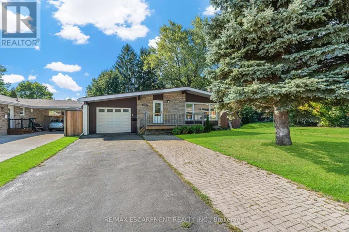 6122 MAYFAIR DRIVE, Niagara Falls (Stamford), Ontario L0R2A0
