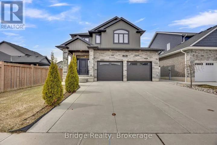 256 TAMARACK BOULEVARD, Woodstock (Woodstock - North), Ontario N4S0E2