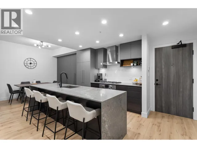 108 55 KLAHANIE DRIVE, Port Moody, British Columbia V3H2R8