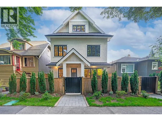 2558 WILLIAM STREET, Vancouver, British Columbia V5K2Y4