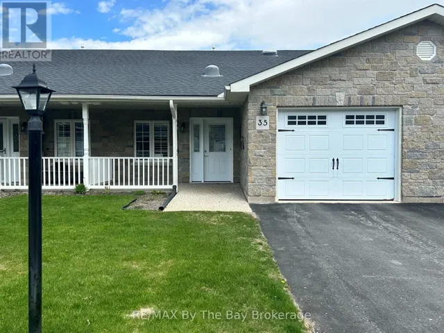 35 GARDEN GROVE CRESCENT, Wasaga Beach, Ontario L9Z0E6