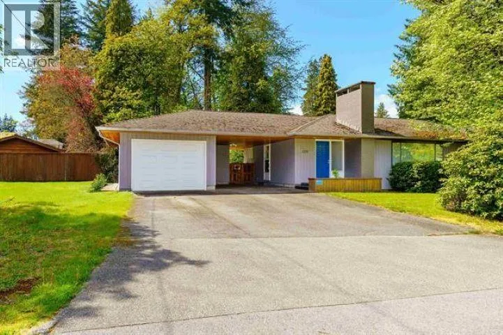 1209 CREST COURT, Coquitlam, British Columbia V3J5M1