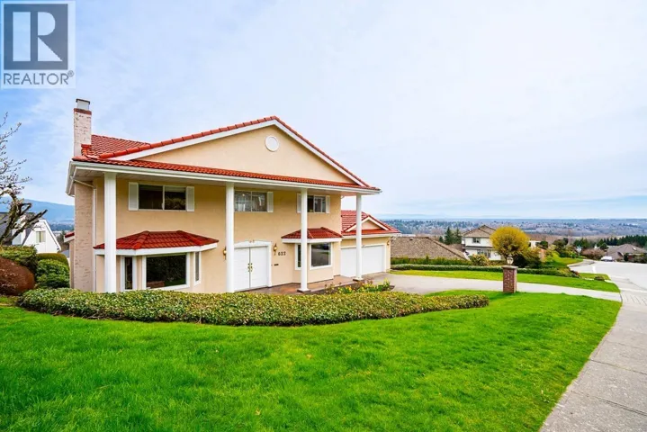 622 CLEARWATER WAY, Coquitlam, British Columbia V3C5E6