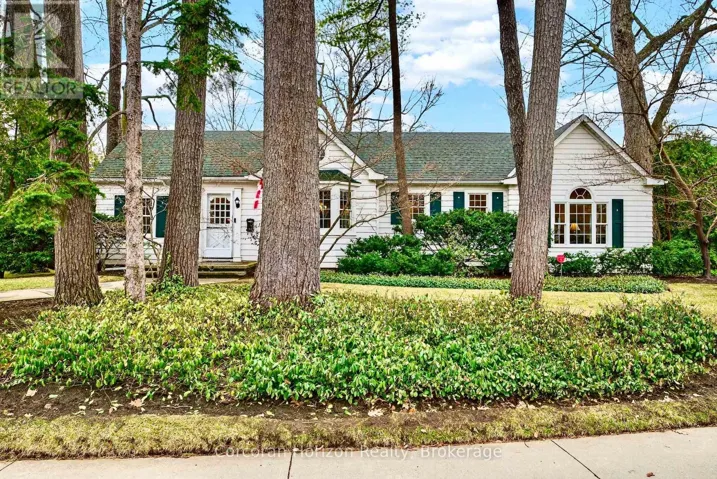 3046 SOUTH DRIVE, Burlington (Roseland), Ontario L7N1H2