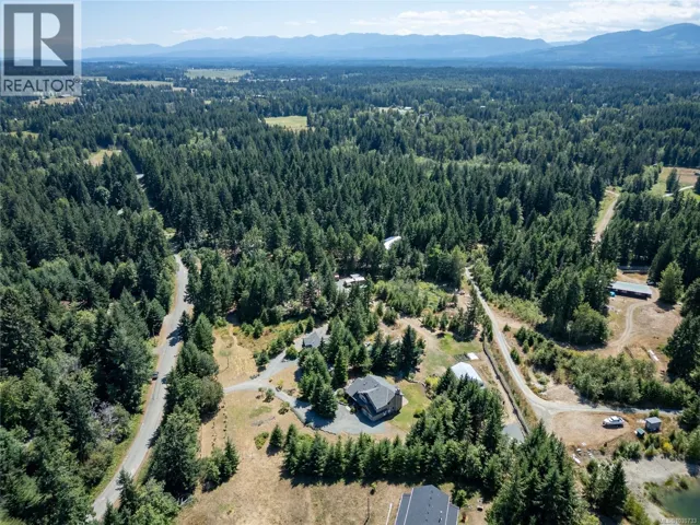 7455 Rodger Rd, Merville, British Columbia V0R2M0