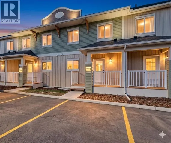 703 Clover Road, Carstairs, Alberta T0M0N0