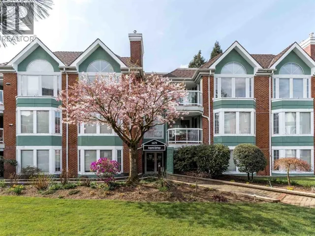 304 1675 AUGUSTA AVENUE, Burnaby, British Columbia V5A4S8