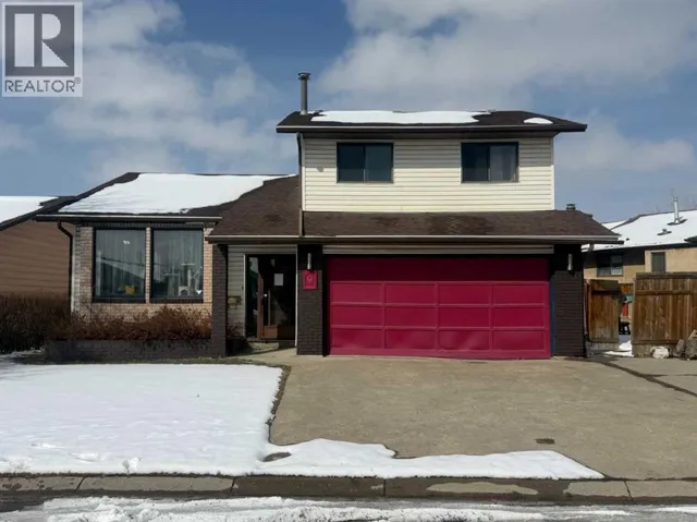 9 Whiteram Hill NE, Calgary, Alberta T1Y5T2