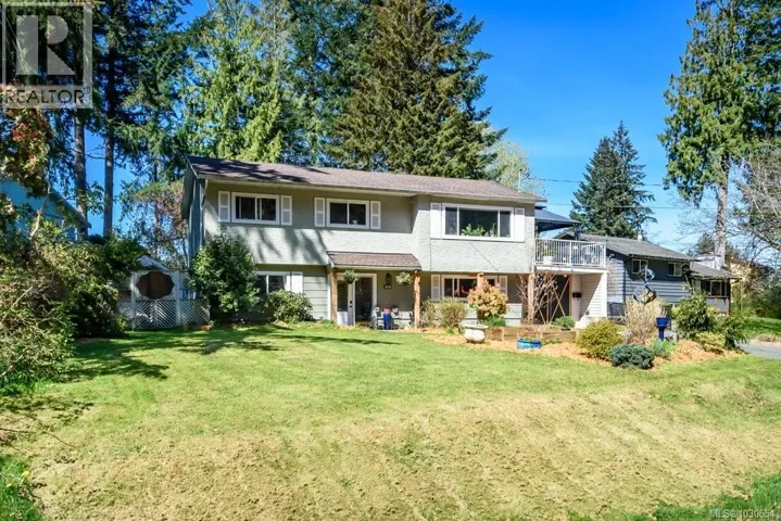 4696 Gail Cres, Courtenay, British Columbia V9N5Y3