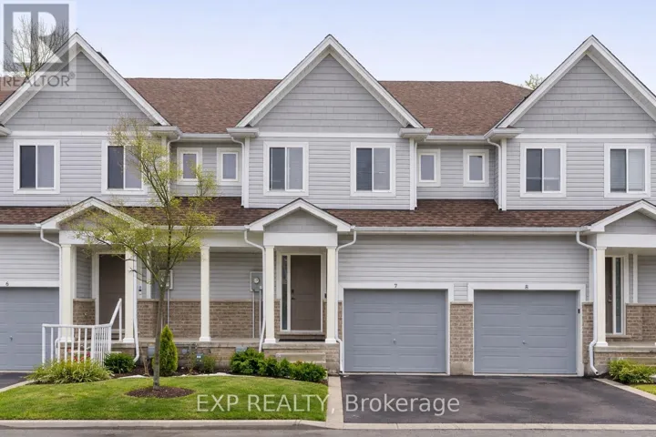 7 - 60 CANTERBURY DRIVE, St. Catharines (Oakdale), Ontario L2P0E7