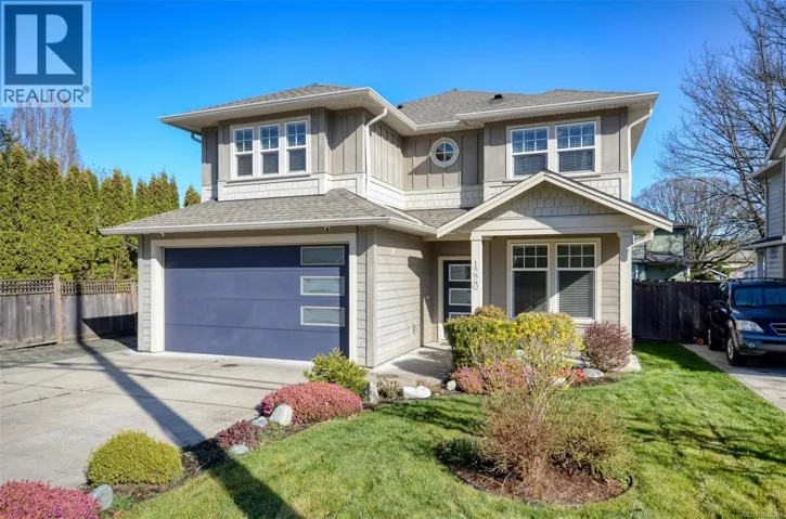 1220 Marchant Rd, Central Saanich, British Columbia V8M1G4