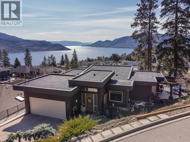 5987 Meldrum Place, Peachland, British Columbia V0H1X4