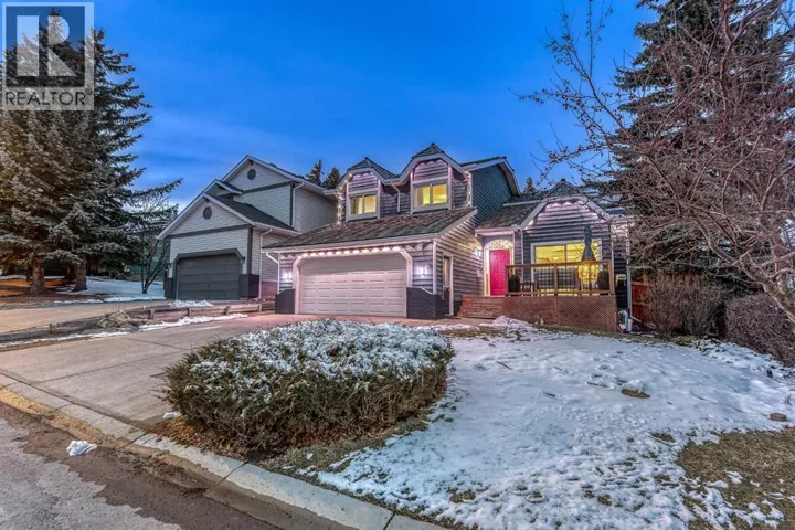 76 Stradbrooke Way SW, Calgary, Alberta T3H1S5