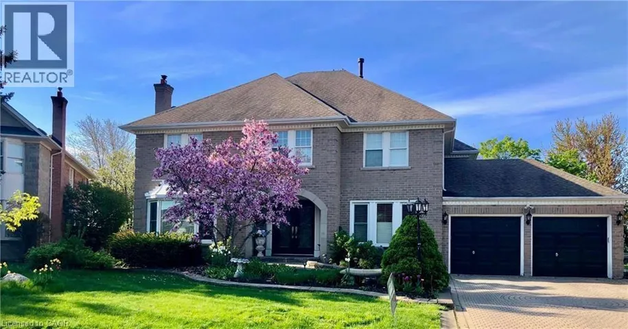 2056 HADFIELD Court, Burlington, Ontario L7M3V4