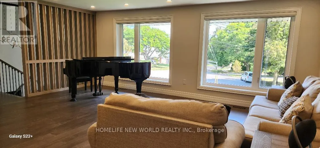 37 SHOULDICE COURT, Toronto (St. Andrew-Windfields), Ontario M2L2S3