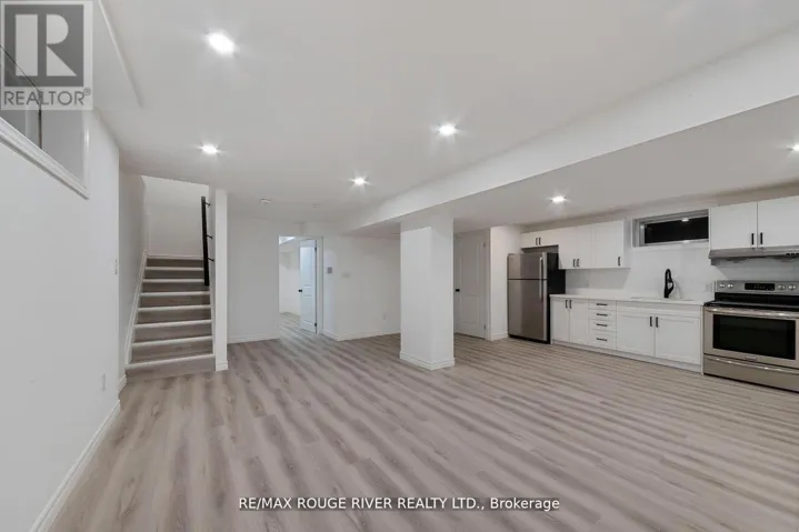 222 B HIBBERT AVENUE, Oshawa (Vanier), Ontario L1J1V3