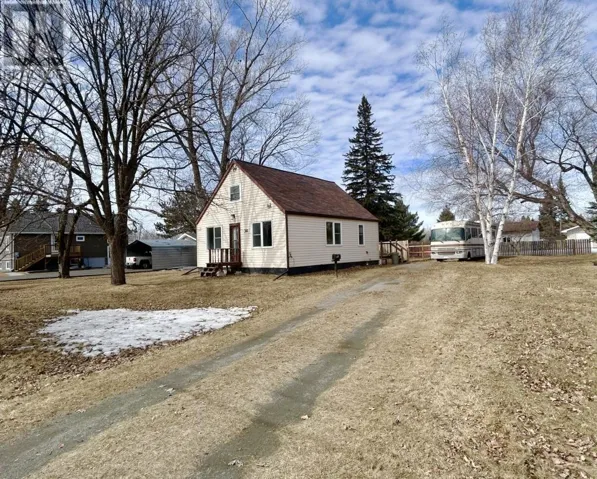 308 Sixth Street West, Fort Frances, Ontario P9A3E6