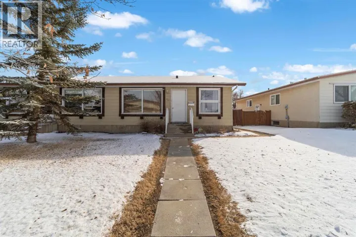 3611A 66A Street, Camrose, Alberta T4V3H4
