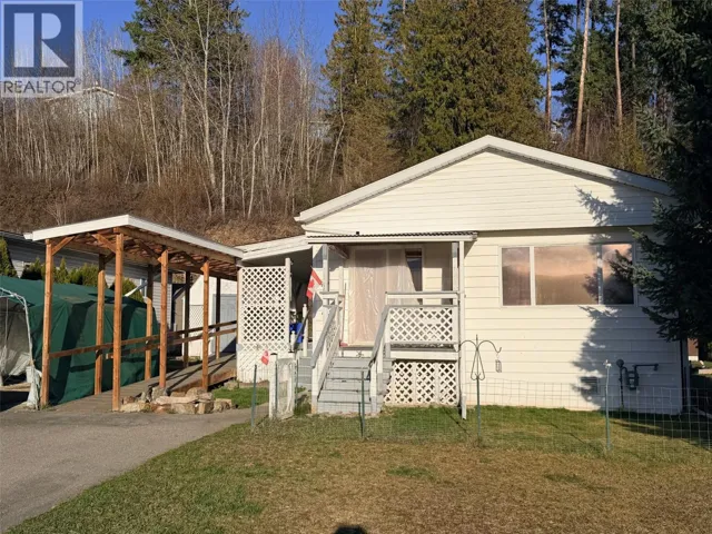 445 6th Avenue N Unit# 41, Creston, British Columbia V0B1G5