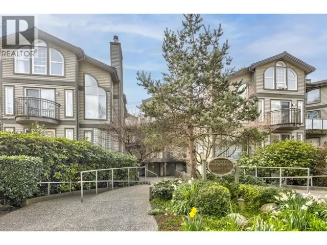 406 888 13TH AVENUE, Vancouver, British Columbia V5Z1P2