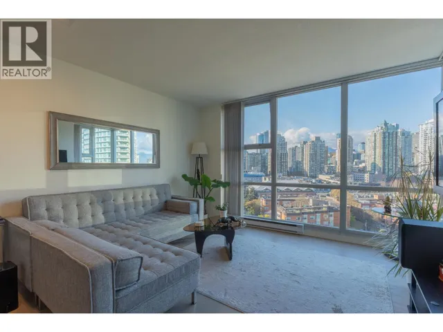1605 193 AQUARIUS MEWS, Vancouver, British Columbia V6Z2Z2