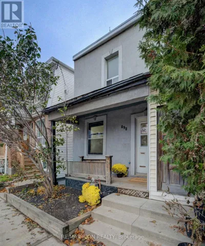 898 EASTERN AVENUE, Toronto (Greenwood-Coxwell), Ontario M4L1A4