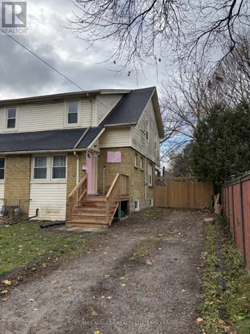 5011 FIFTH AVENUE, Niagara Falls (Downtown), Ontario L2E4S6