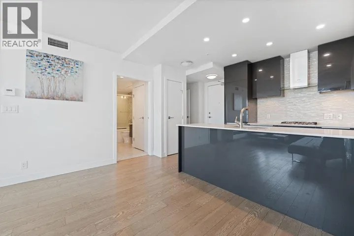 2904 1283 HOWE STREET, Vancouver, British Columbia V6Z0E3
